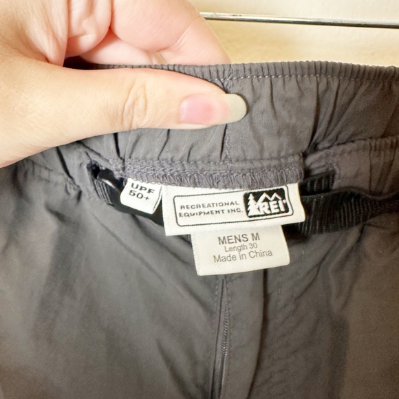 REI Vintage Charcoal Grey Zip Off Pant Adjustable UPF 50+ Medium - Picture 5 of 8